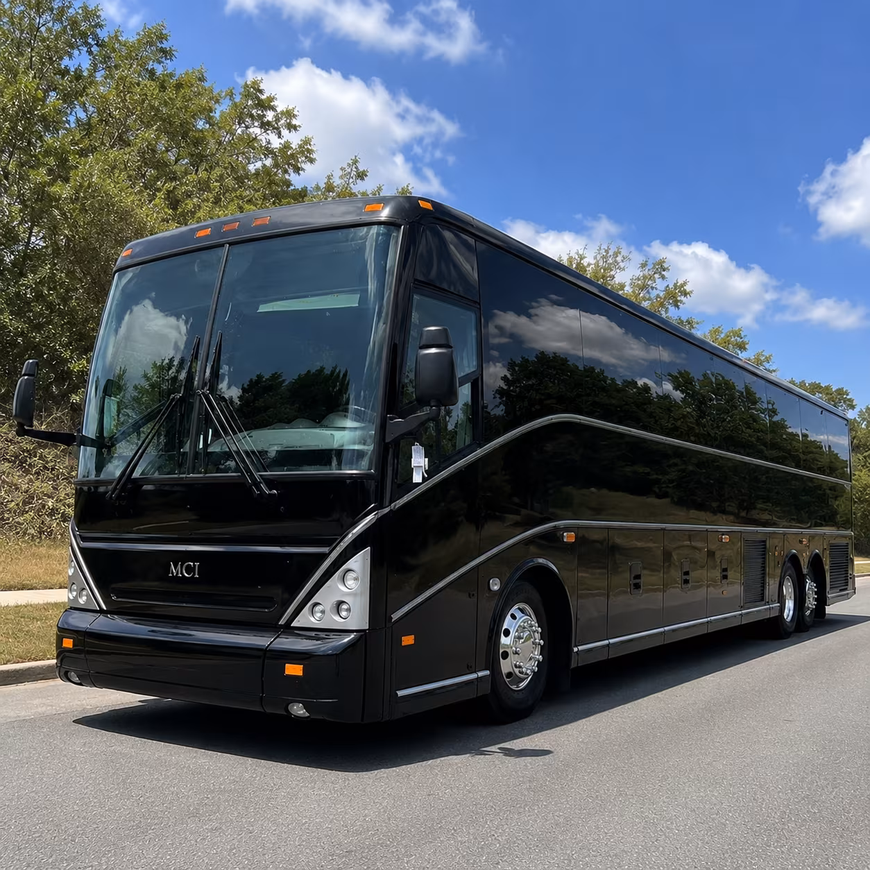 employee shuttle buses for buckeye construction and job site groups
