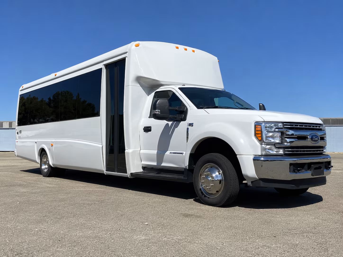 find the perfect transportation for your next private event 4